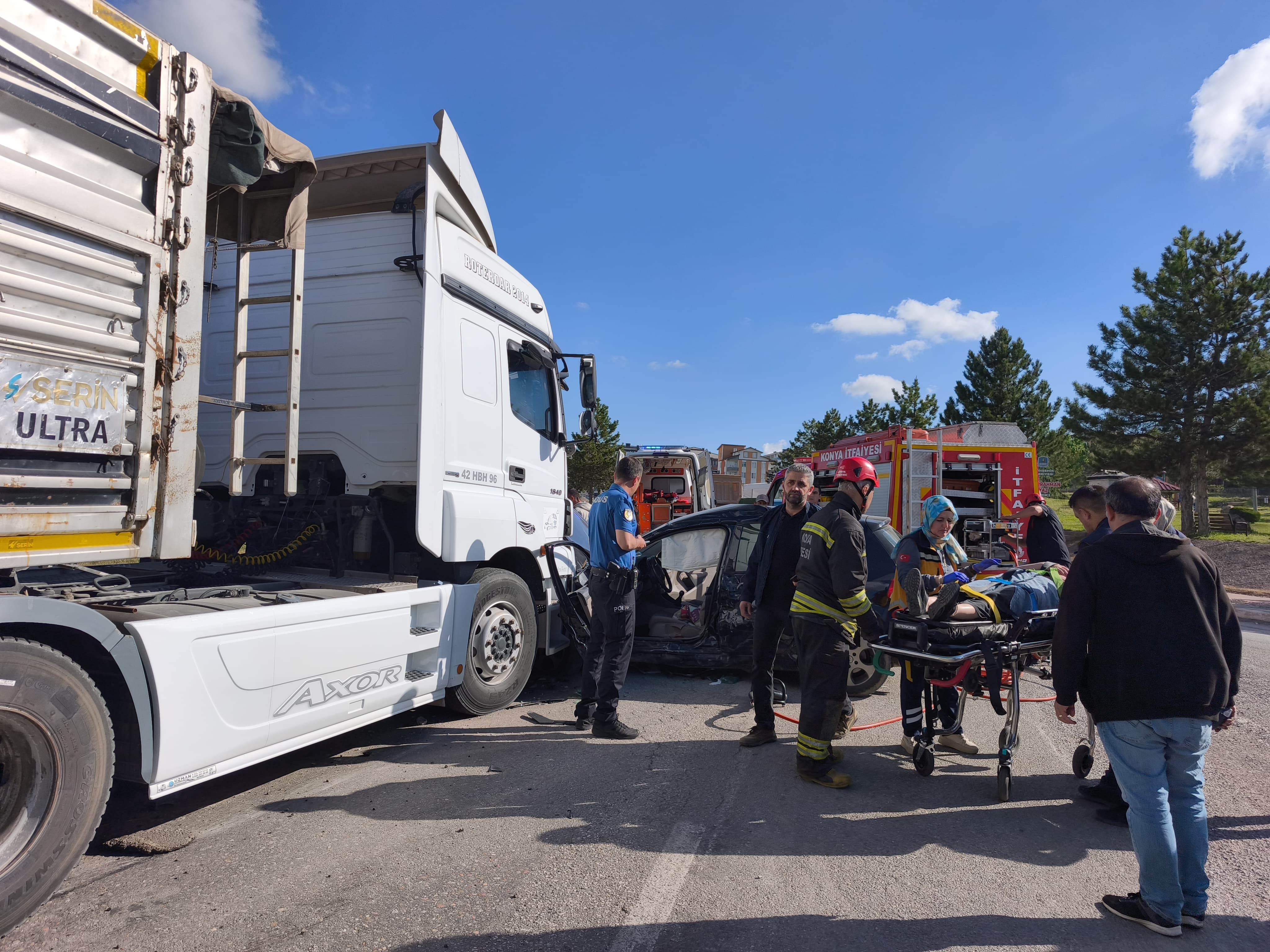 Seydişehir'de Tır ile Otomobil Çarpıştı: 1 Yaralı - Görsel 5