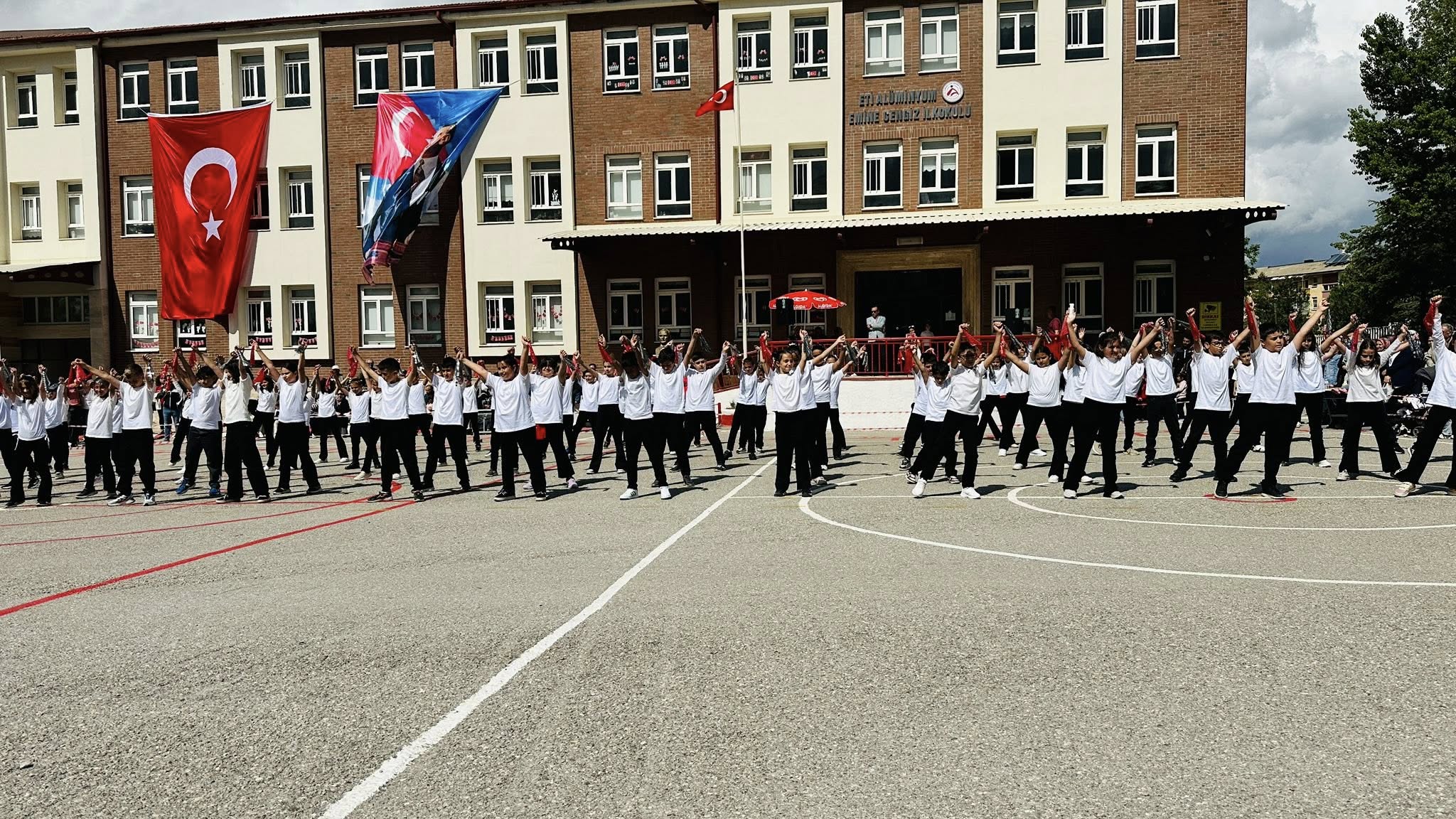 Seydişehir'de Bahar Coşkusu: Eti Alüminyum Emin Cengiz İlkokulu’ndan Muhteşem Şenlik - Görsel 4