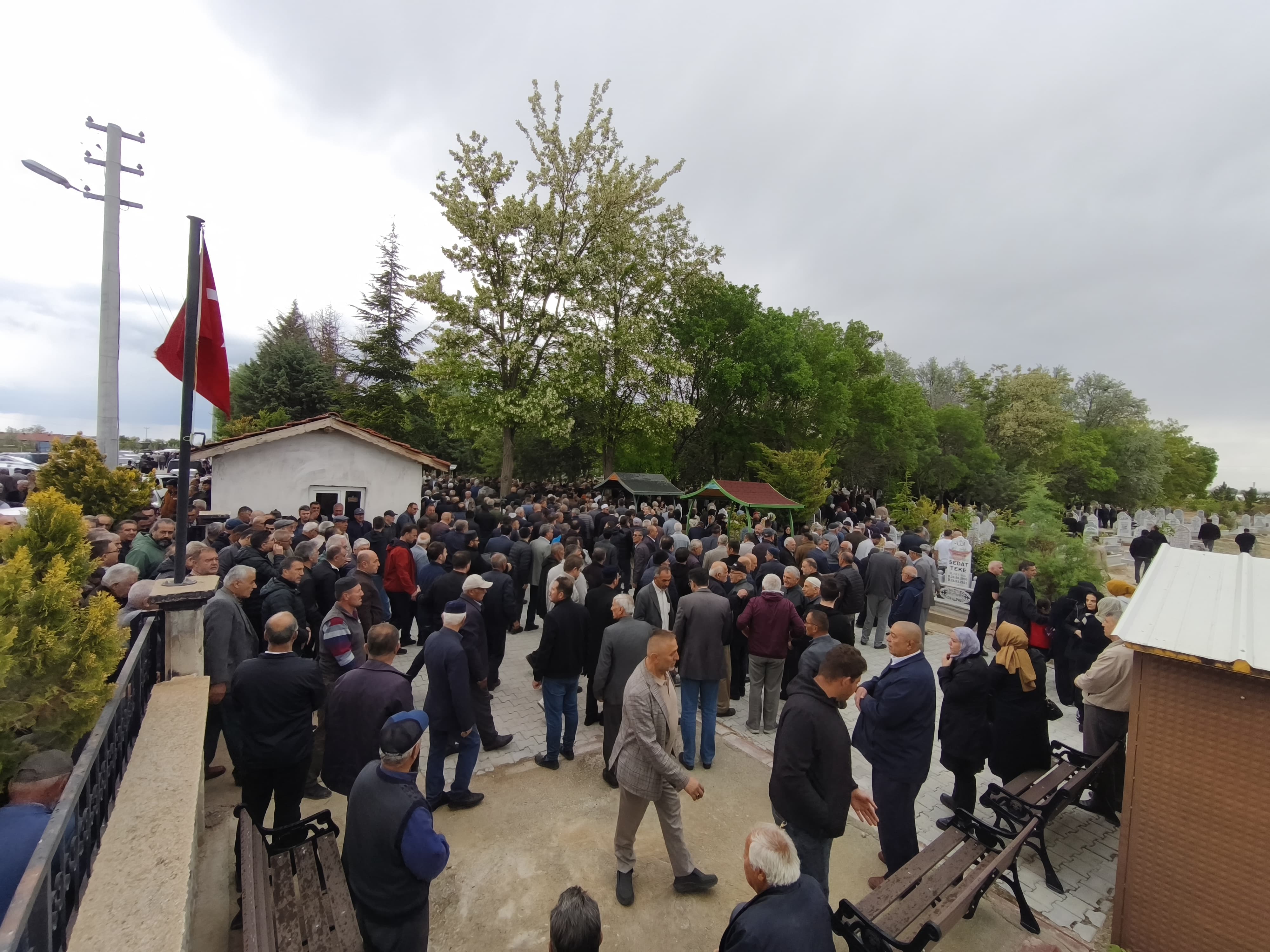 Konya’da sevenleri Recep Konuk’un oğlu Fatih Konuk’a son görevini yaptı - Görsel 4