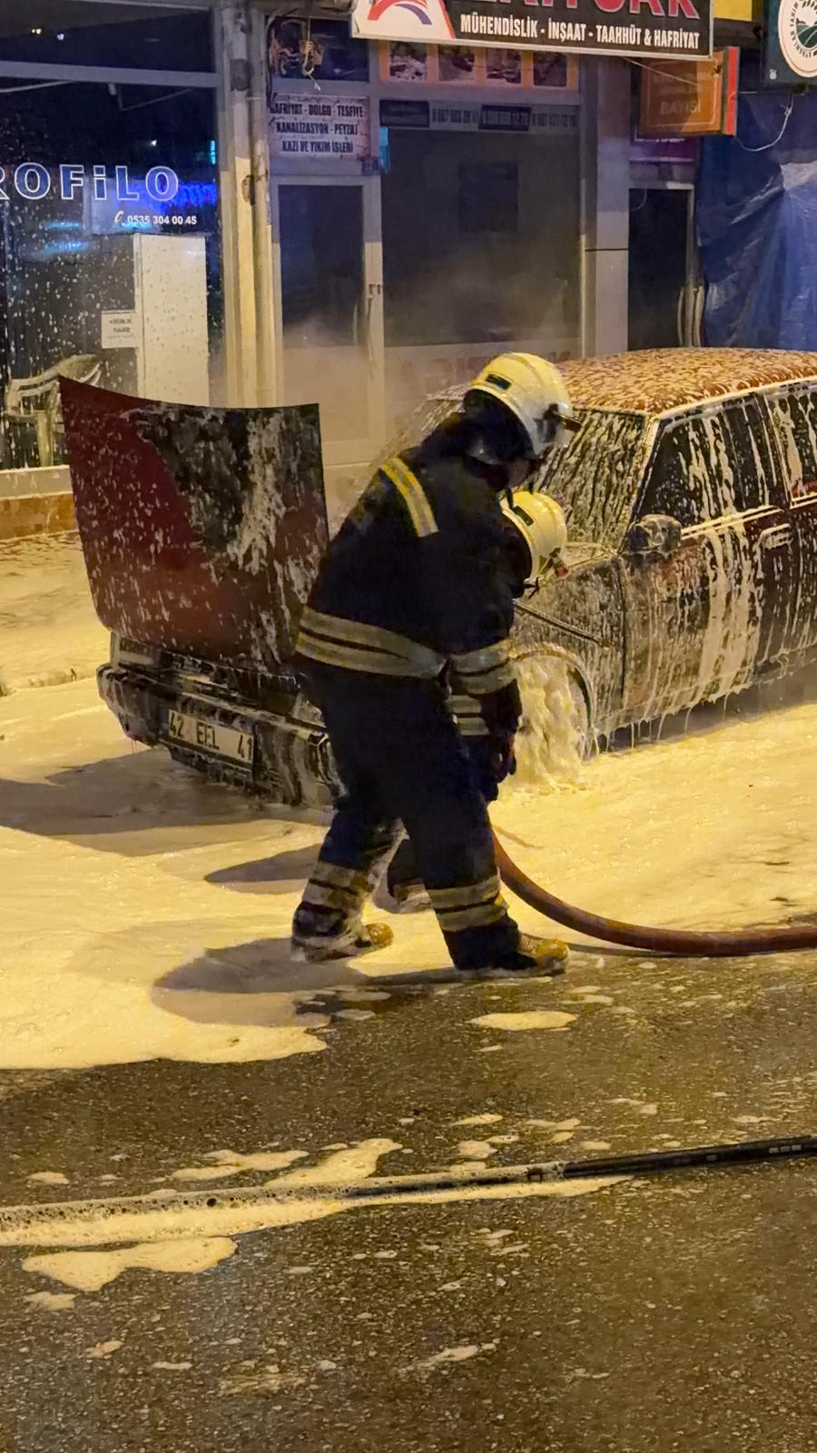 SON DAKİKA | Seydişehir'de Seyir Halindeki Otomobil Alev Alev Yandı! - Görsel 4