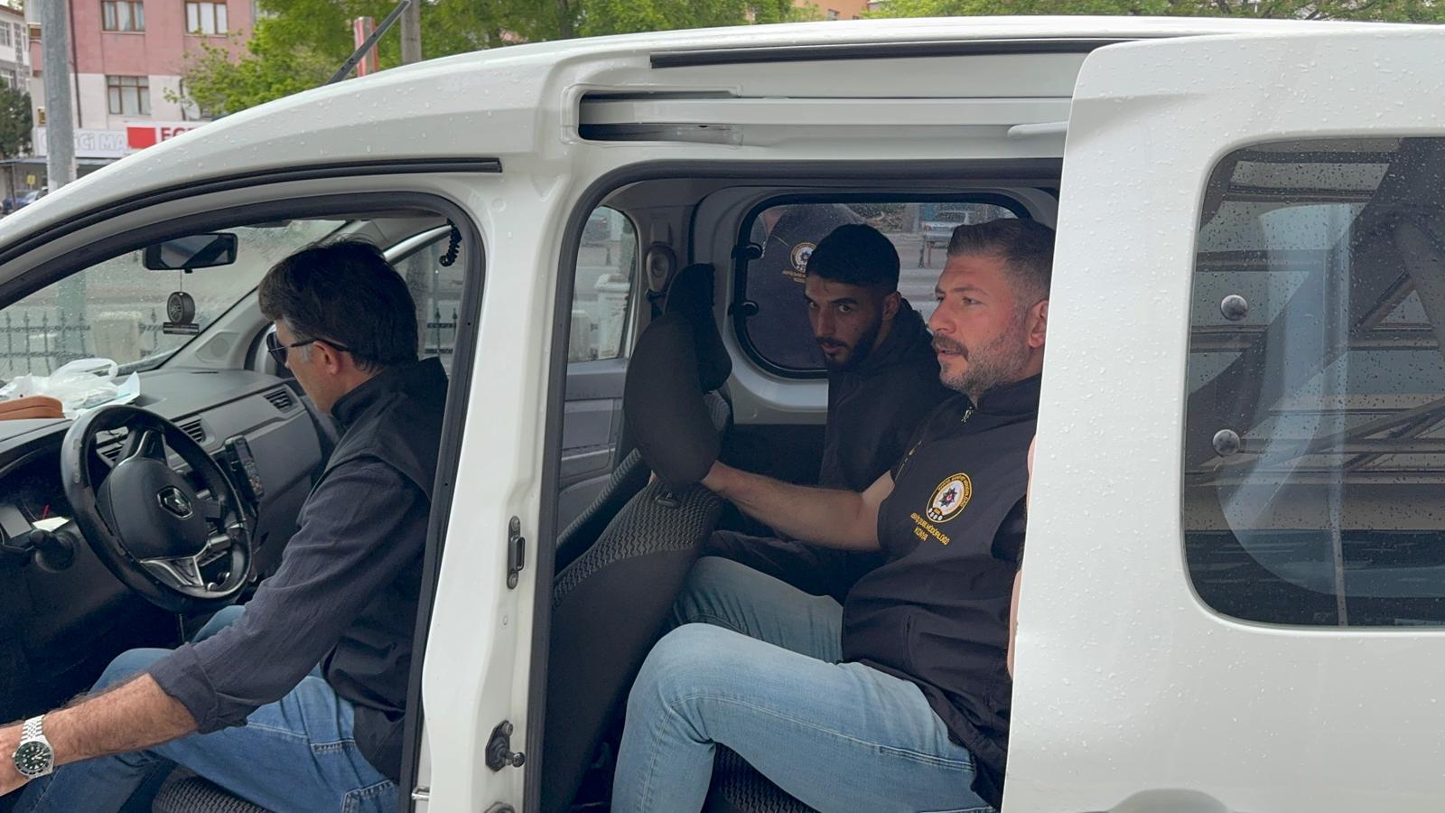 Annesinin sevgilisini öldüren şüpheli adliyede - Görsel 4
