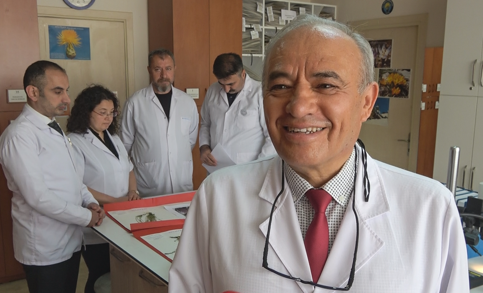 Bilim dünyasına kazandırdığı 4 yeni bitki türünden birine eşinin adını verdi - Görsel 7