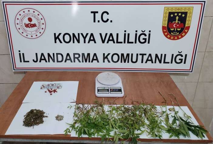 Konya'da Jandarmadan Zehir Tacirlerine Büyük Darbe: 57 Gözaltı! - Görsel 1