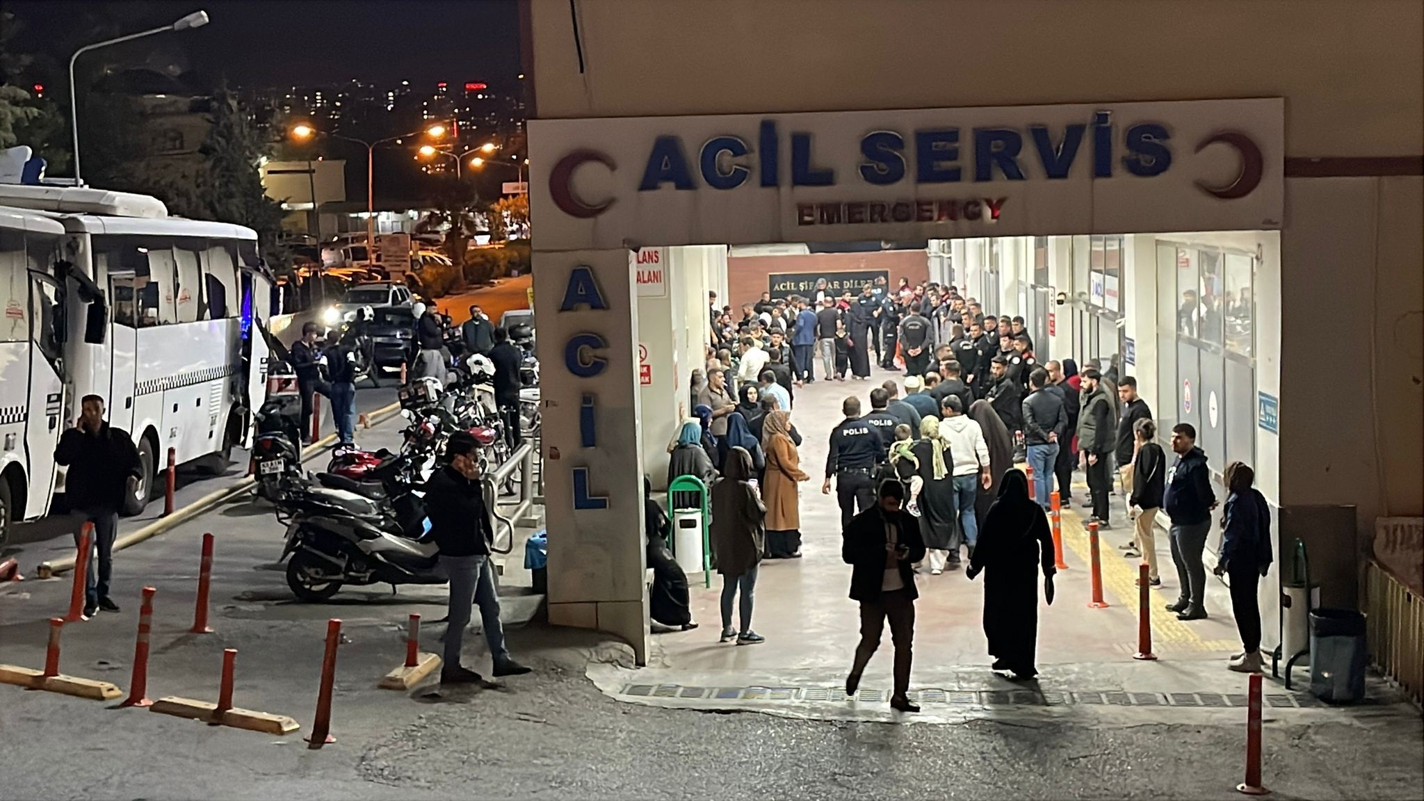 Kavgayı ayırmaya çalışan annesinin ölümüne neden oldu  - Görsel 4