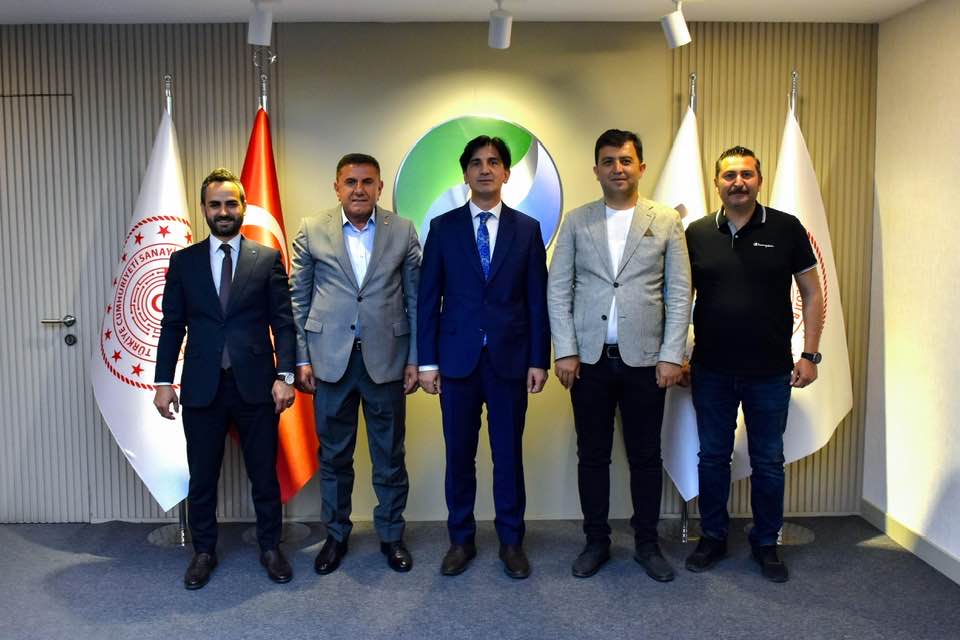 Ahırlı’ya Dev Tarım Yatırımı: Ürün Eleme Tesisi Kuruluyor! - Görsel 1