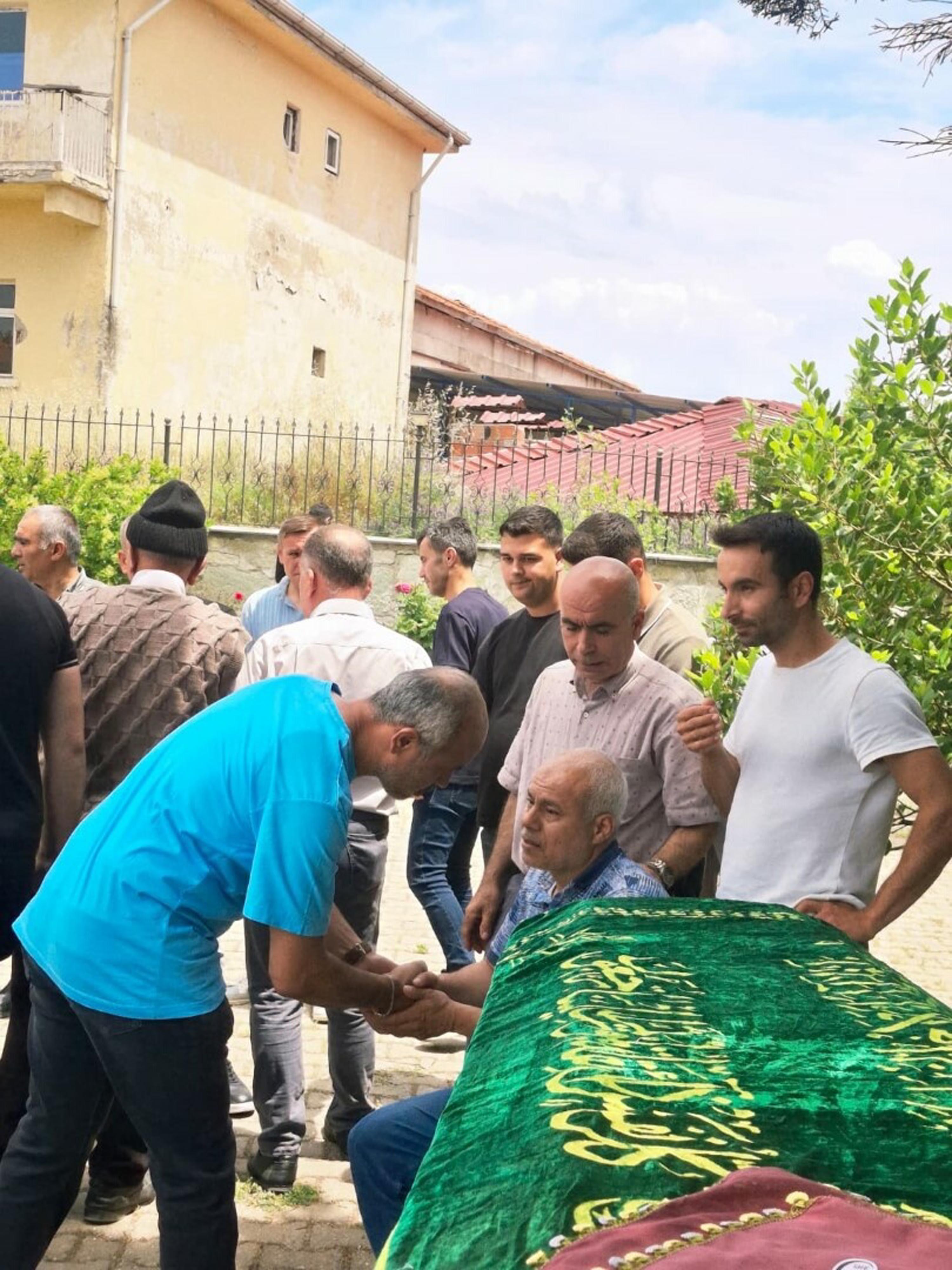 Üniversiteli Zehra, kaldığı yurdun penceresinden düşüp öldü - Görsel 8