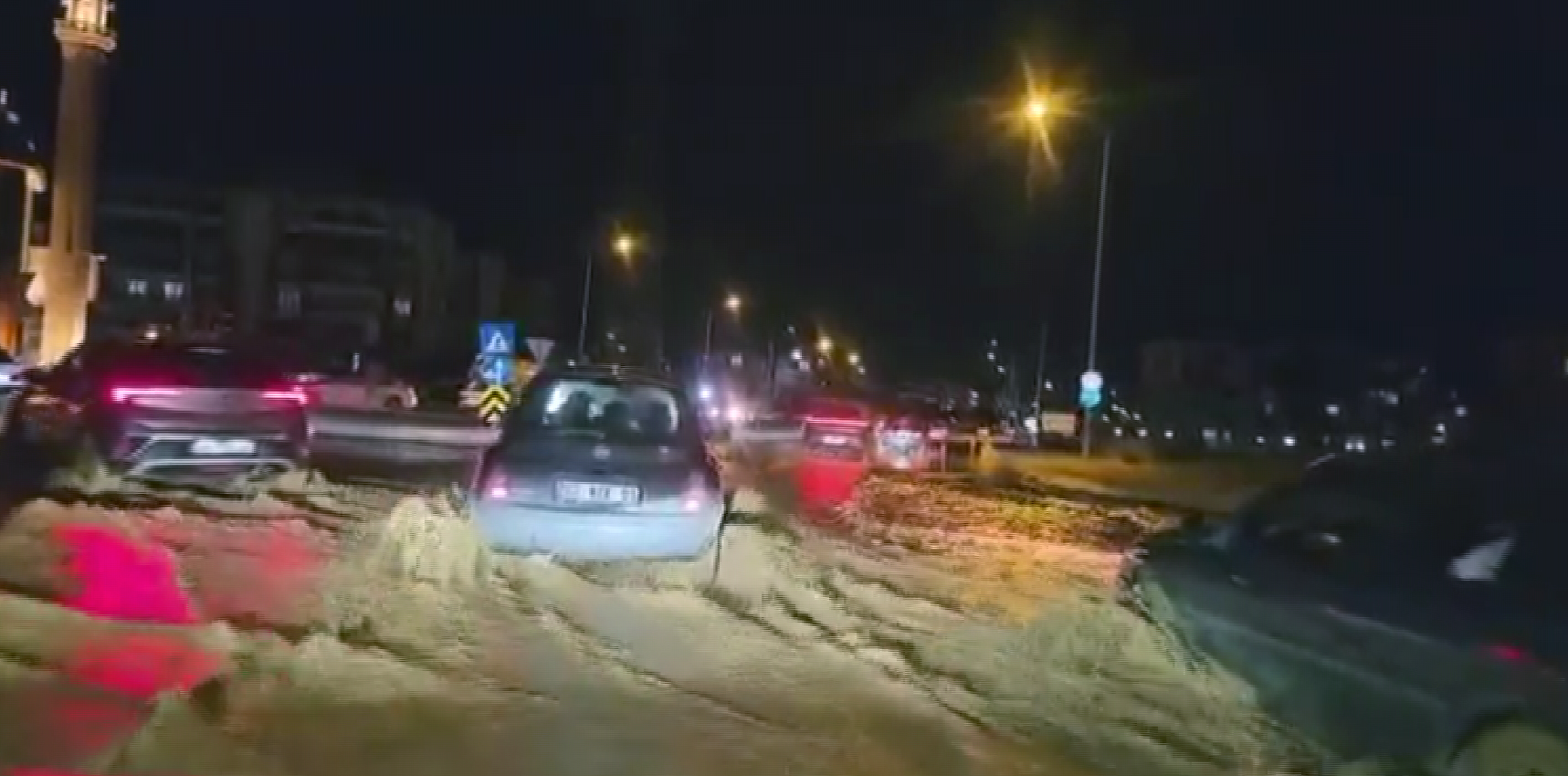 Konya'da sağanak, taşkınlara neden oldu - Görsel 6