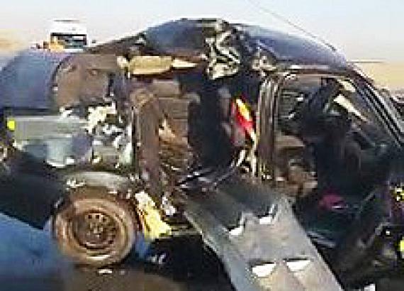 Konya'da çok feci kaza; Bariyer otomobile saplandı